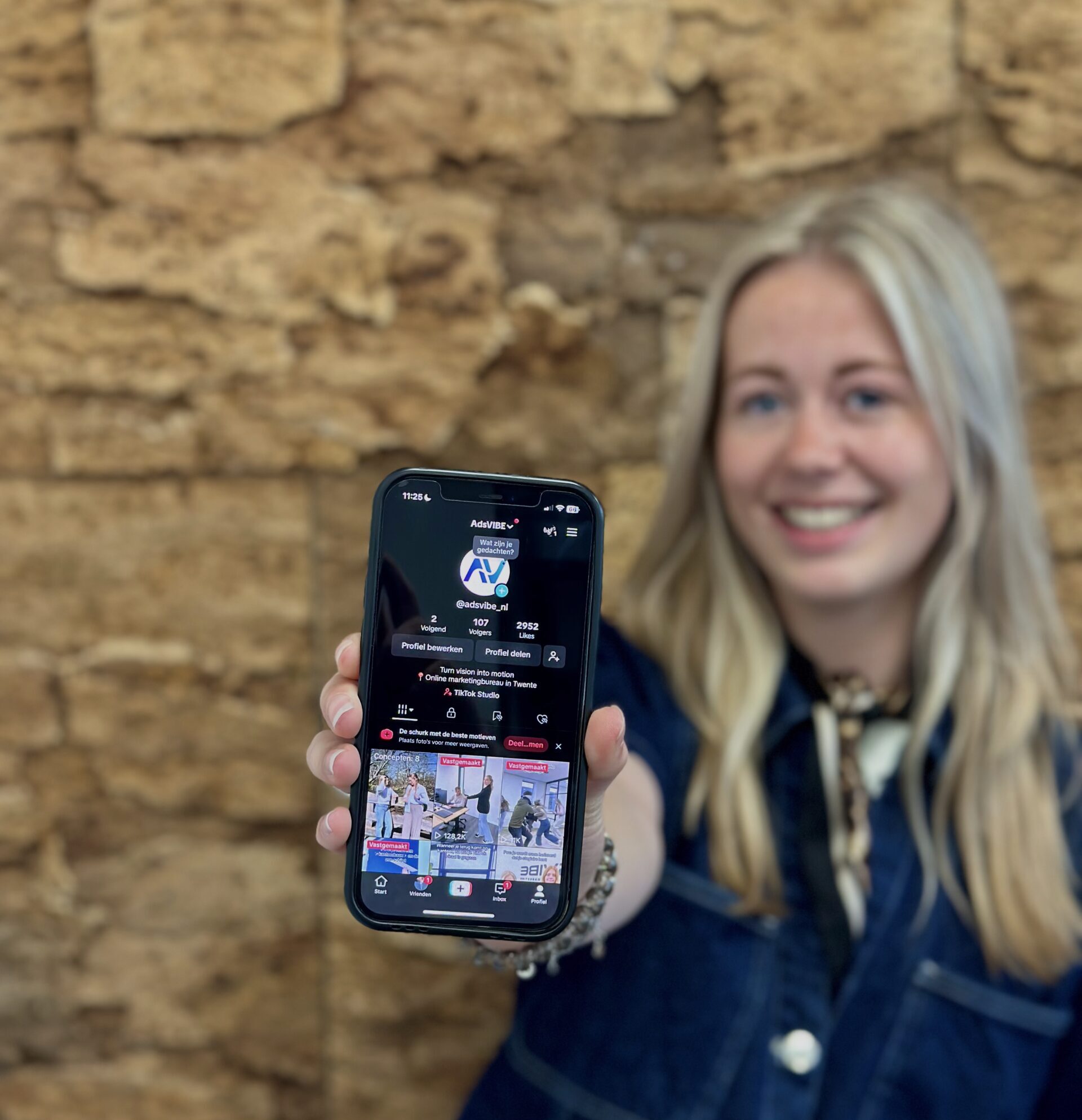 Marketing stagiair, tiktok, sociale media AdsVIBE
