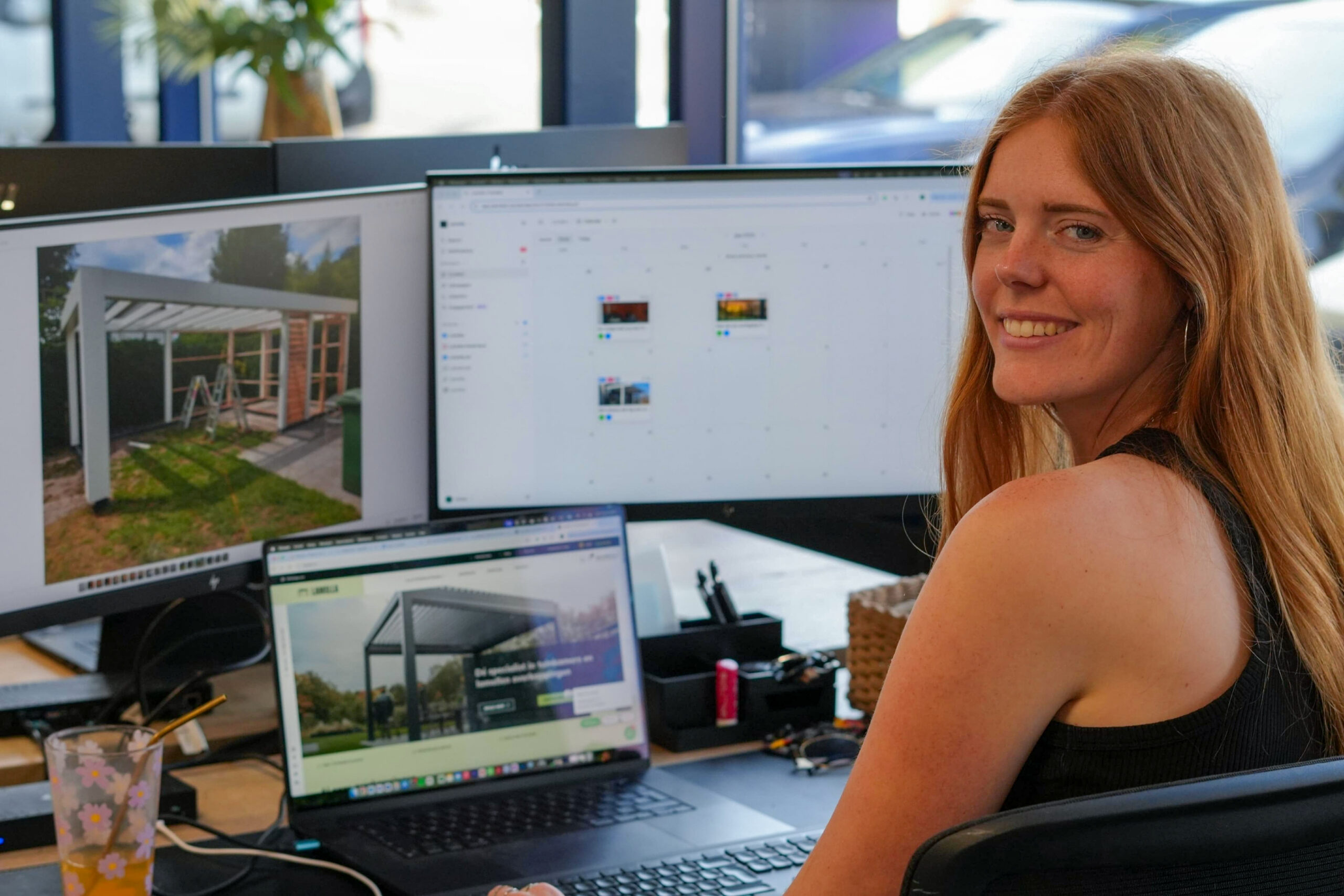 Content Marketeer AdsVIBE